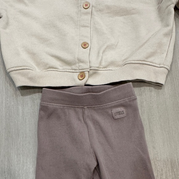 Zara 4T Kids Button Down Sweatshirt Beige and Beige Leggings Outfit - Picture 6 of 11